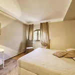 Le Acetaie With Shared Pool - Happy Apartamento