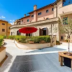 Apartamento Le Acetaie With Shared Pool - Happy *