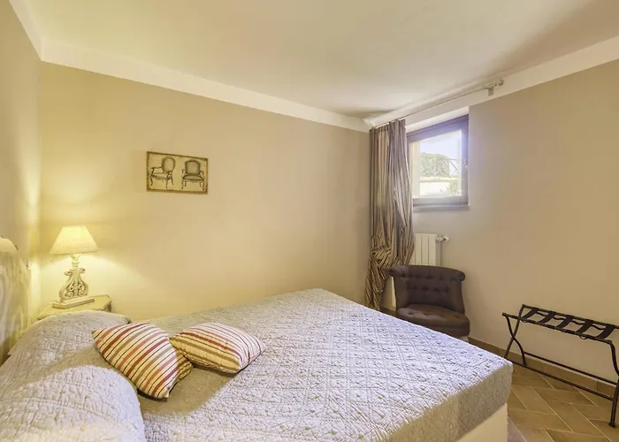 Lejlighed Le Acetaie With Shared Pool - Happy Ficulle